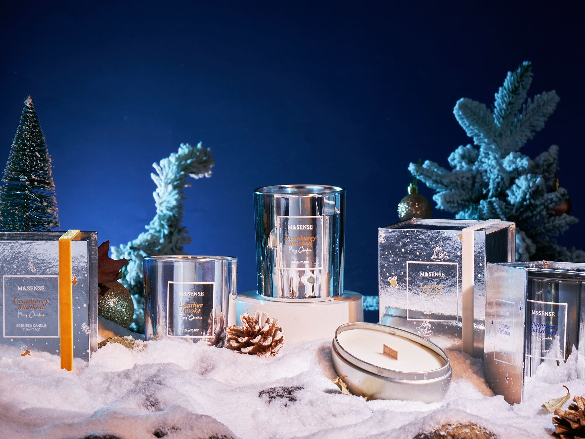 CHRISTMAS SERIES SCENTED CANDLE