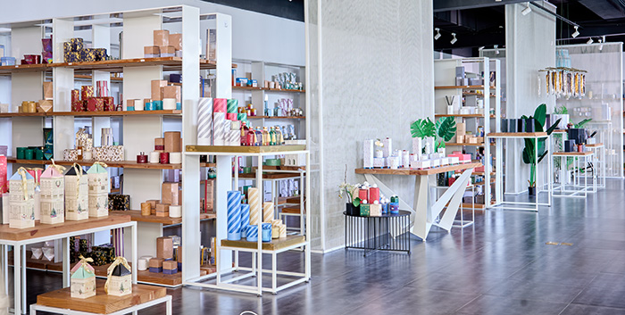 Private Label Candles: Your End-to-End B2B Customization Process from Concept to Shelf