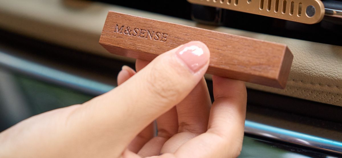 M&SENSE RECTANGULAR WOODEN CAR DIFFUSER1